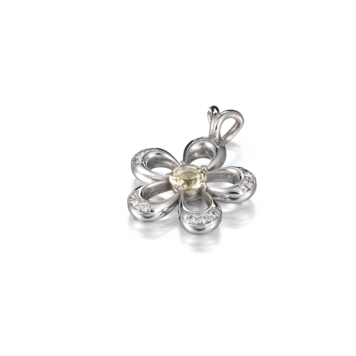 Juuret - Roots Golden Flower pendant with diamonds and heliodor