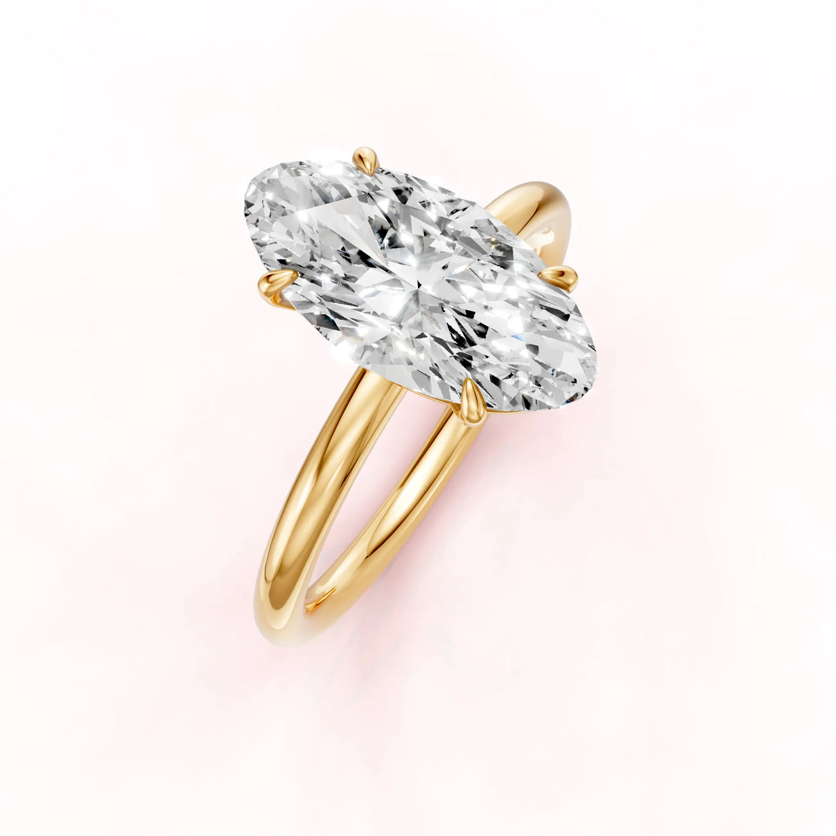 Keltakultainen Movaali timanttisormus