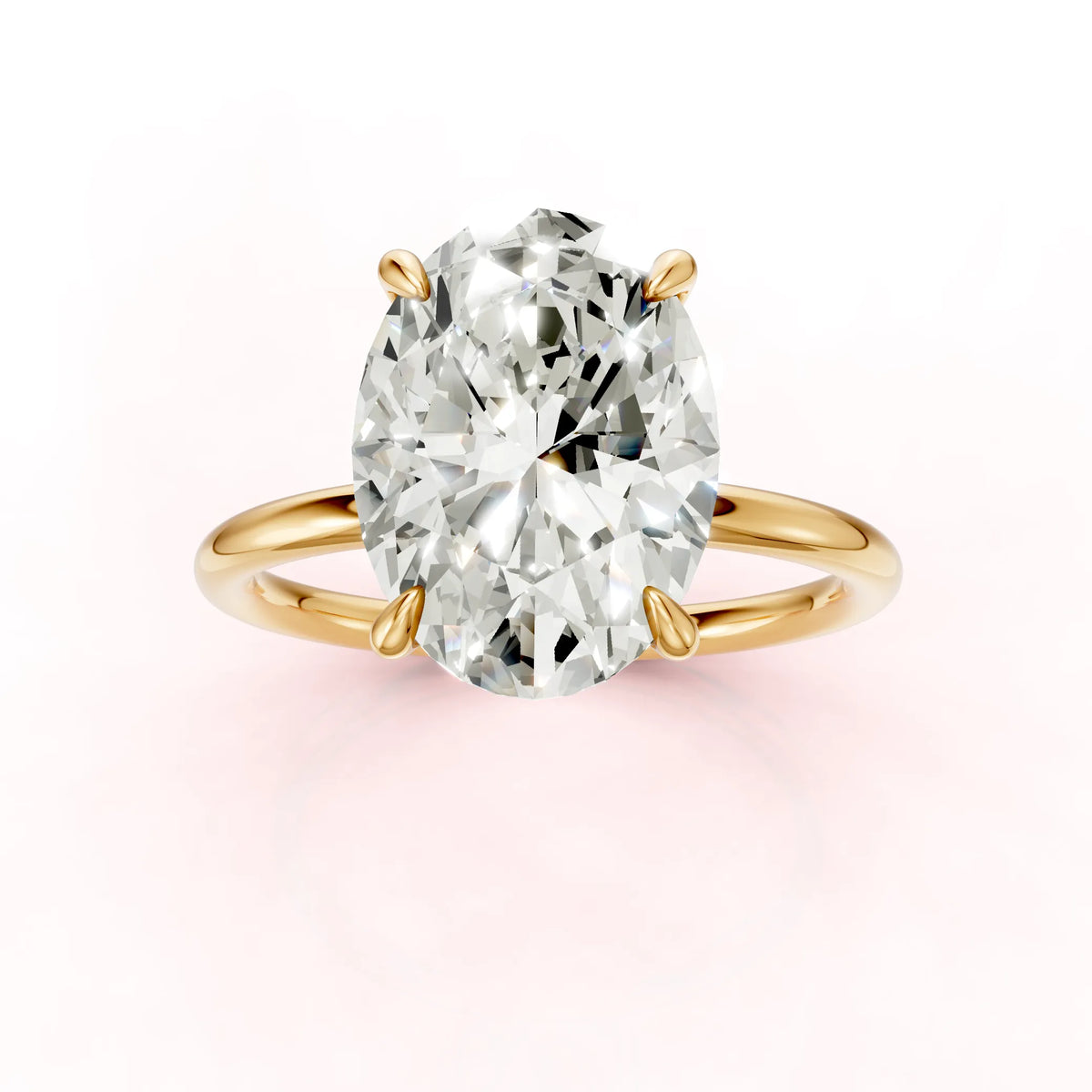 Keltakultainen Ovaali Timanttisormus