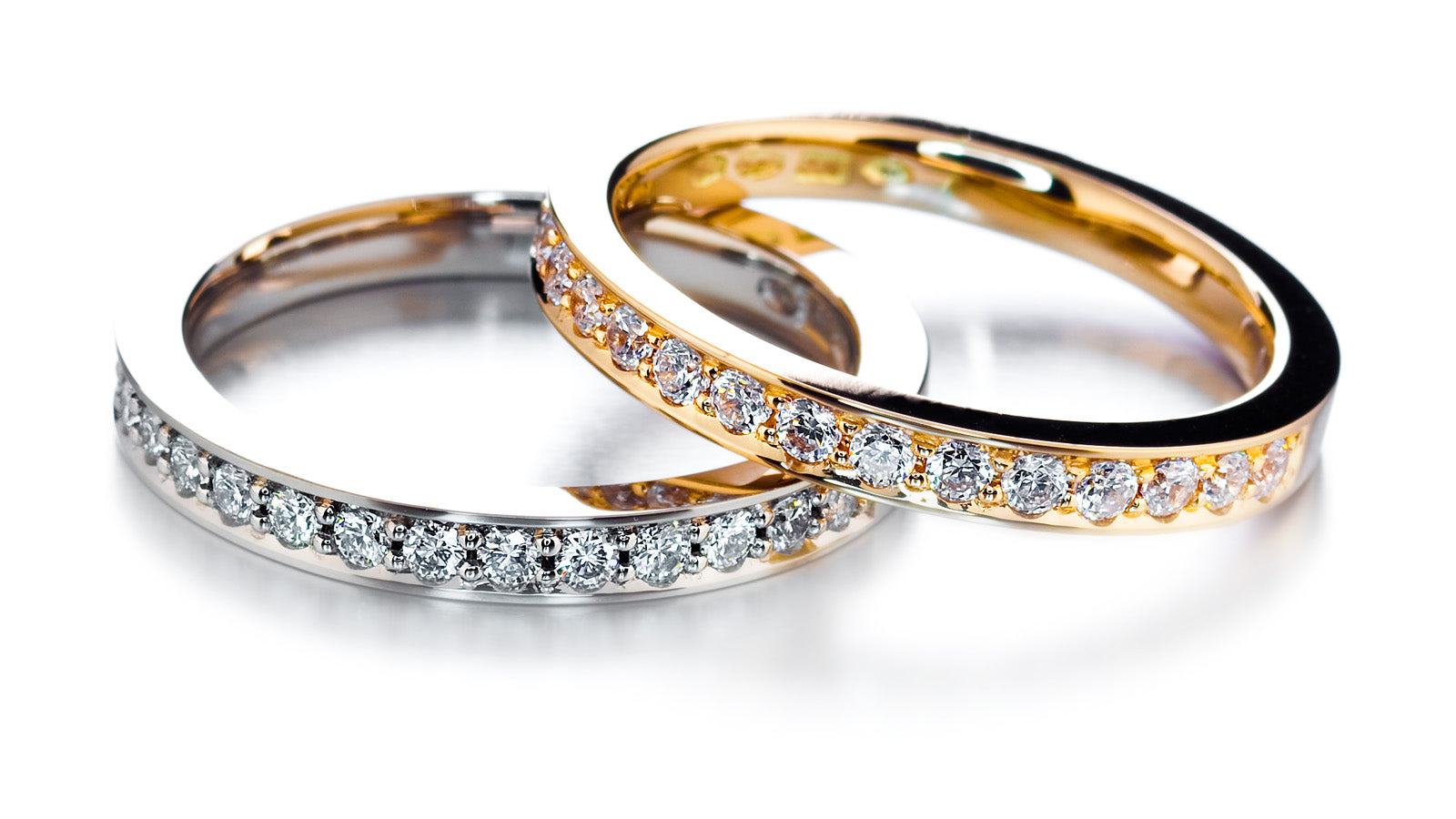 Tunteiden vuori Klassikon upeat timanttirivisormukset