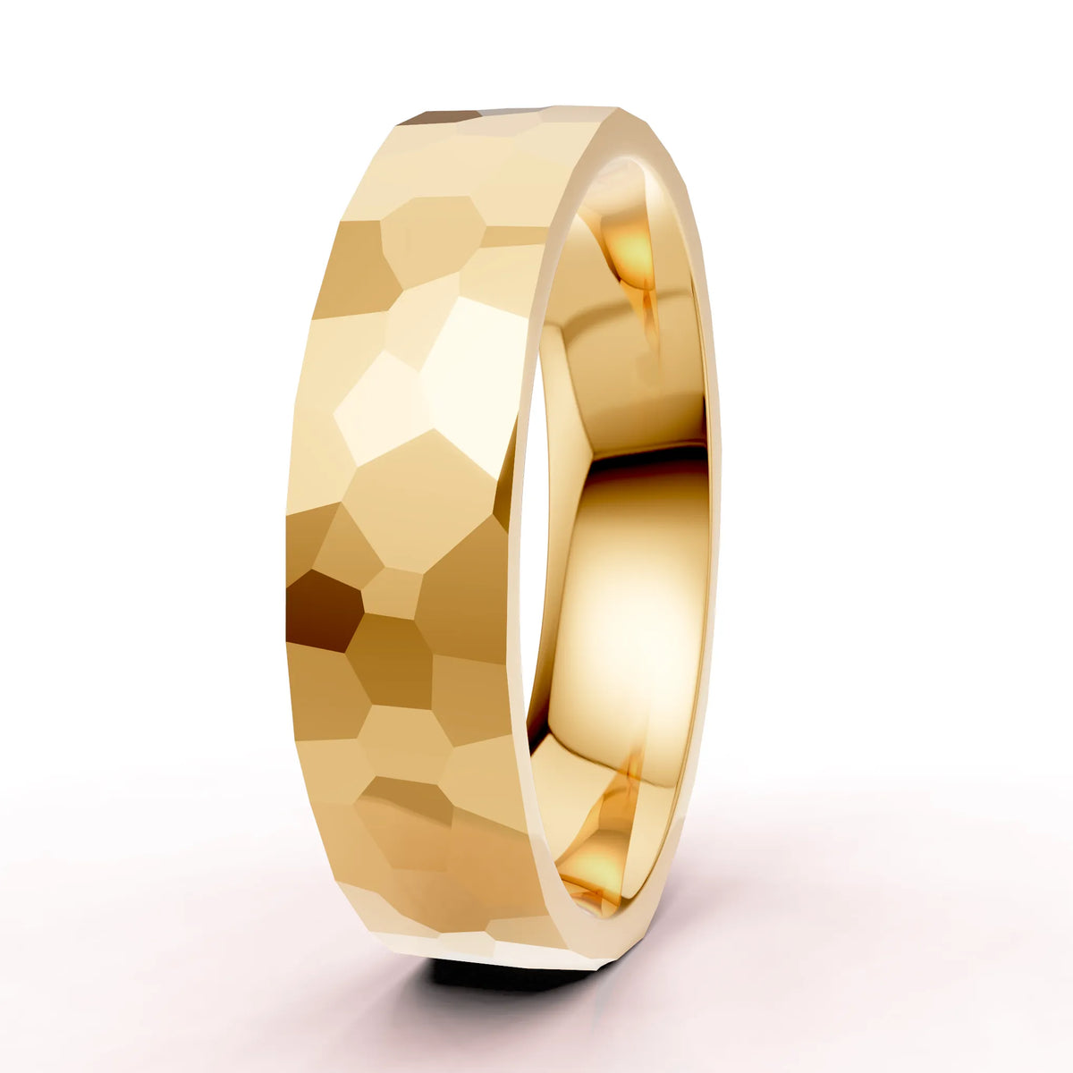 Käsin taottu miestensormus | Keltakulta