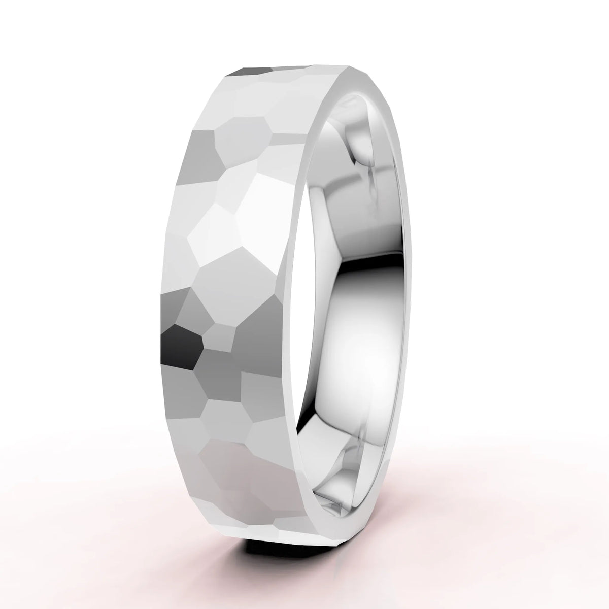 Käsin taottu miestensormus | Valkokulta