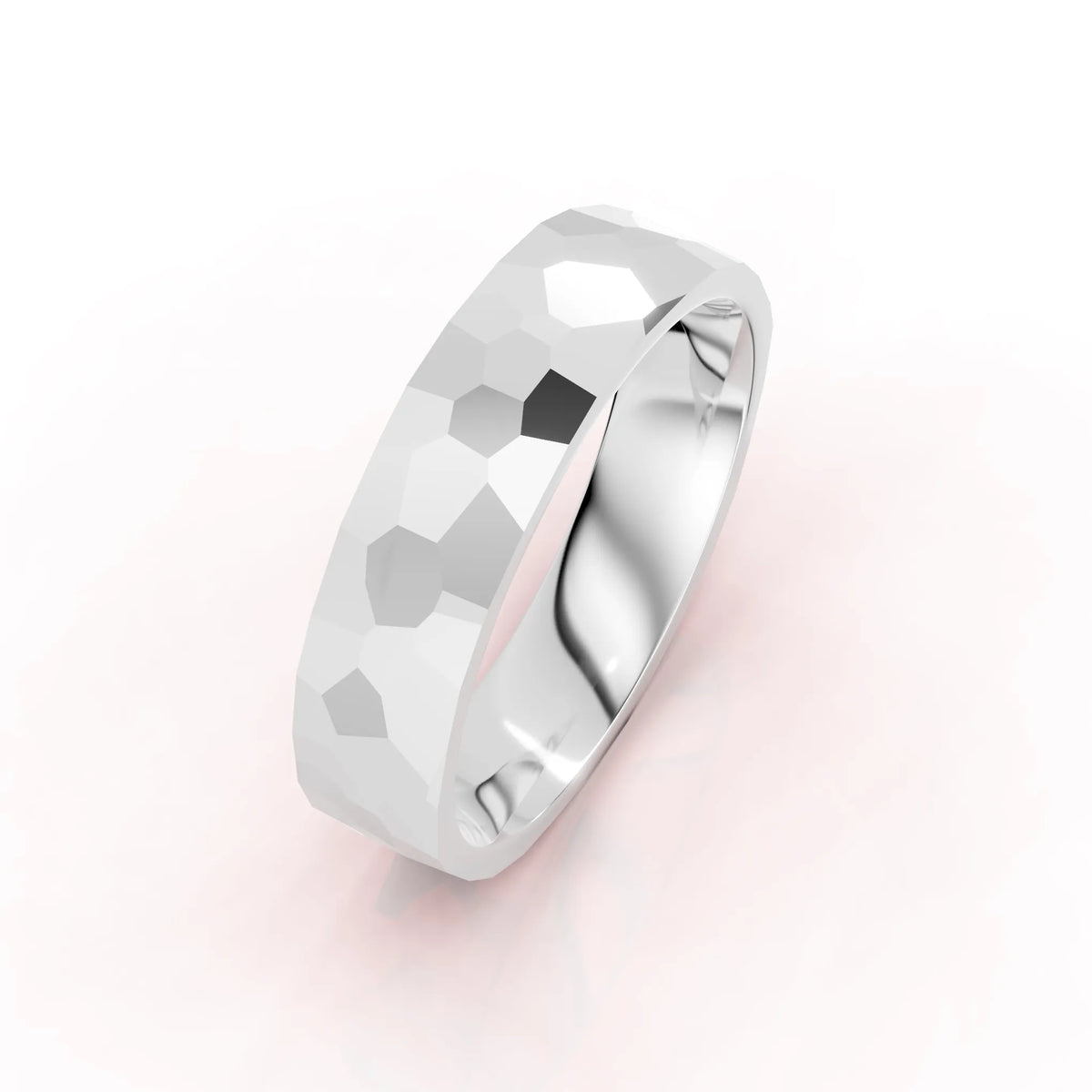 Käsin taottu miestensormus | Valkokulta