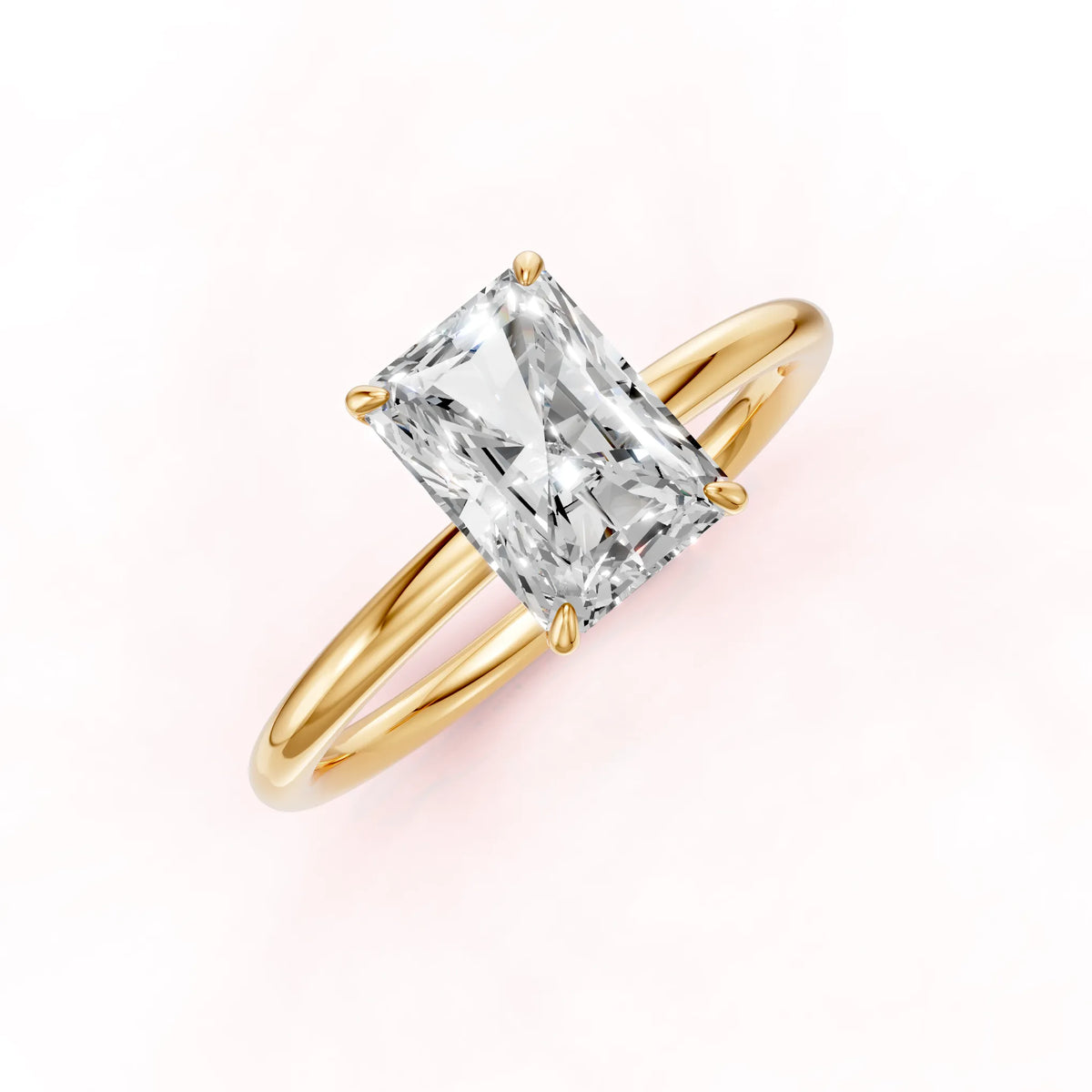 Keltakultainen Radiant Timanttisormus