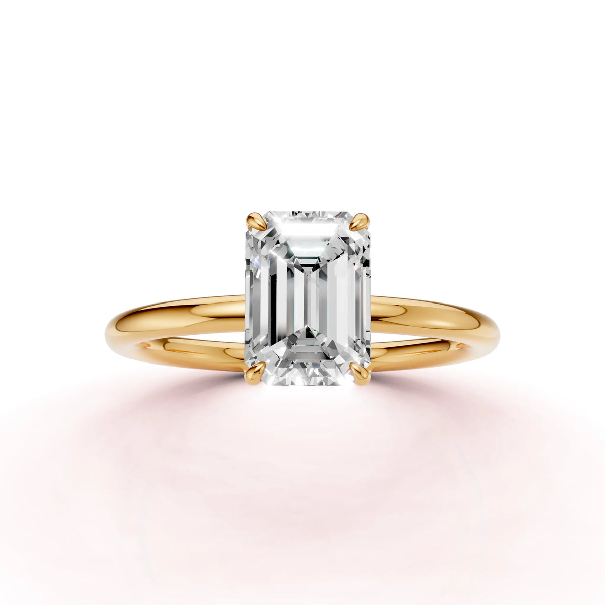 Keltakultainen Emerald Timanttisormus