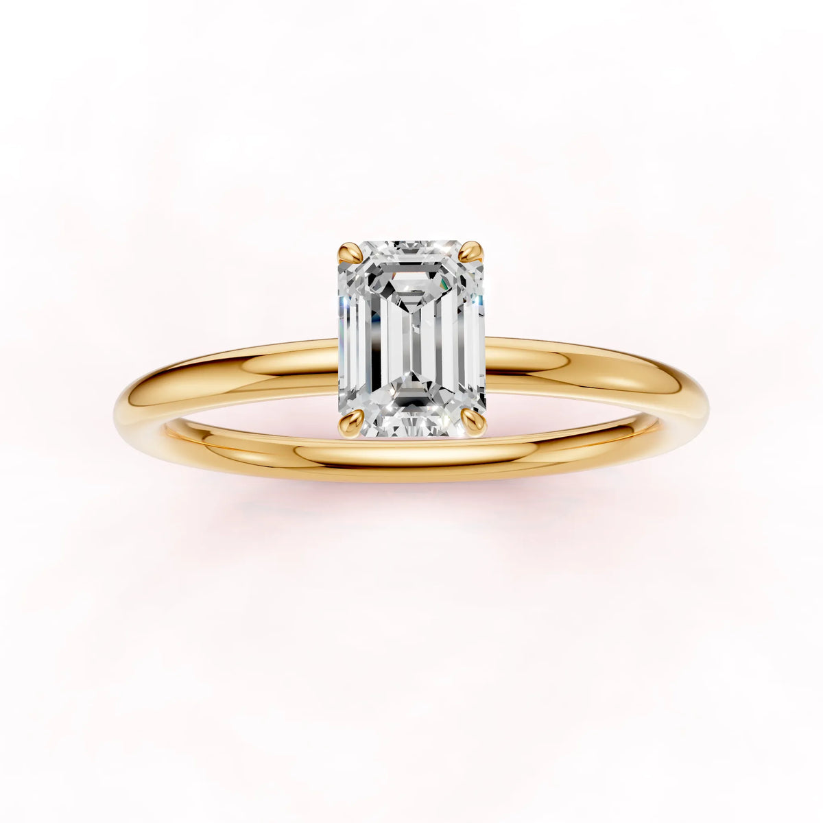 Keltakultainen Emerald Timanttisormus