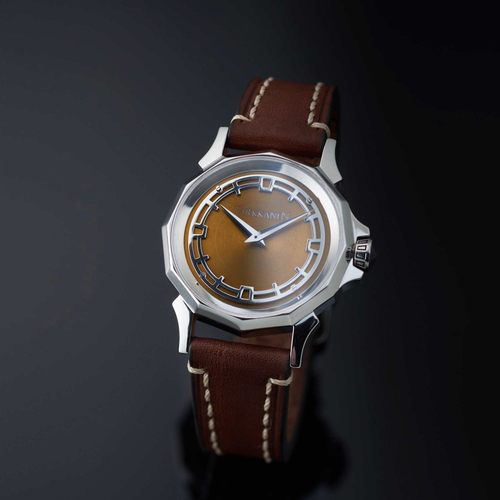 Upeamuotoinen Limited Edition XZN-kello